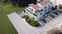Istra - Poreč, moderna vrstna hiša z vrtom