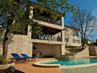 Istra - Tinjan - mediteranska hiša z bazenom, 215 m2