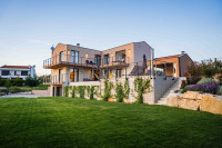 Istra, Višnjan - moderna vila z bazenom