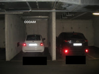 ODDAM GARAŽNI BOX: CENTER LJUBLJANE (Mesarska cesta, Poljane )