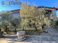 Stanovanjska hiša z oljčnikom – Krkavče – Slovenska Istra