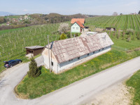 Prodamo hišo, objekt, poslovni prostor s parcelo Mestni Vrh, 153.00 m2