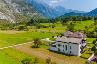 Lokacija hiše: Srpenica, 285.00 m2