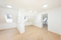 Lokacija poslovnega prostora: Britof, 37,30 m2