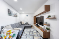 Lokacija stanovanja: Ljubljana Zalog