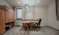 Obnovljena pisarna na Taboru; 21 m2