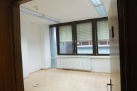 Oddam poslovni prostor - pisarna v Mariboru, Center, Pisarna, 22 m2