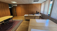 Oddam pisarno na Glavnem trgu 33 m2