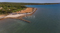 Osor, otok Cres / Lošinj – Edinstvena nepremičnina v 1. vrsti do morja