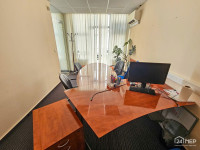 PISARNE S SEJNO SOBO IN ČAJNO KUHINJO: Center, 83.23 m2