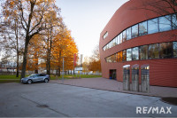 Poslovna cona Tezno - oddaja pisarn