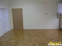 Poslovni prostor, Maribor, oddam pisarno za najem 22m2