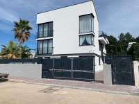 Prodaja - Čudovita, moderna vila s bazenom - pametna hiša, Fažana! Pog