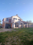 Prodaja hiše – Sveti Lovreč, s pomožnim objektom in garažo