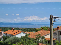 Prodaja hiše z dvema stanovanjem, pomožnim objektom in garažo, Ližnjan