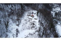 Prodaja kmetijskega posestva / Strmca nad Laškim