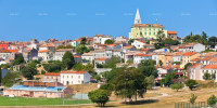 Prodajemo kameno hišo v središču Brtonigle!