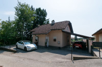 RADIZEL I Manjša hiška na mirni in sončni lokaciji