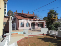 Reka, Podmurvice, hiša, 275 m2, 3 stanovanja