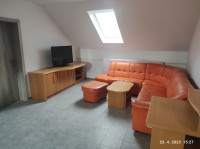 Soba v kraju Strahinj, 16 m2