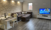 STAN 70 m², 150 M OD MORJA – KARIGADOR, BLIZINA NOVIGRADA