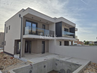 Stanovanje Mulo, Vrsi, 100m2
