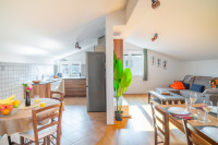 Stanovanje, Obalno-kraška, Izola, Obrtna cona Livade, 3-sobno, 120,...