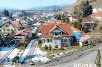 Staromeščanska vila ob mestnem parku