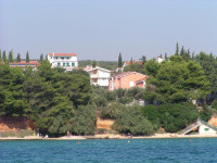 Sveti Filip i Jakov - vila prva vrsta ob morju