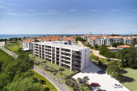 UMAG! Moderno stanovanje v vrhunskem stanovanjskem kompleksu blizu mor