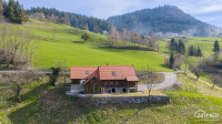 UNIKATNA HIŠA Z VELIKIM ZEMLJIŠČEM, Podravska