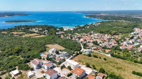 Novo v ponudbi! Moderno stanovanje v novogradnji z dvema parkirnima me