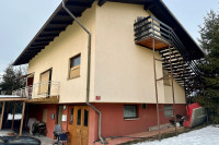 Večstanovanjska hiša v Šentjurju