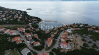 Novi Vinodolski, Klenovica - apartma 1 spalnica + dnevna soba 42m2 s p