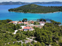 Zazidljivo zemljišče Mali Iž, Zadar - Okolica, 800m2