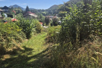 Zazidljivo zemljišče z zelenim zaledjem