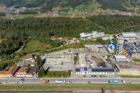 Zemljišče v ind. coni Ruše z gradbenim dovoljenjem