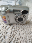 Fotoaparat NIKON Coolpix 4600 z digitalno kamero