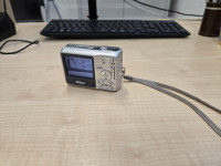 Nikon coolpix L4