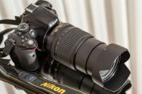Nikon D5100 + AF-S Nikkor 18-105 mm f3,5-5,6 G VR (KOT NOV!)