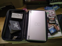 Nintendo DS lite in 3DS XL s veliko igrami v kompletu