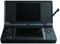 Obnovljen Nintendo DSi črn + 2 leti garancije