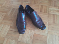 Moški elegantni usnjeni čevlji št. 42
