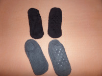 Nizke, tople, nedrseče nogavičke - copati, št. 38-40 (NOVE, vse 4 eur)