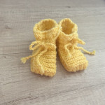 Ročno pleteni COPATKI, rumena, volnene NOGAVIČKE za novorojenčka -NOVO