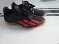 Adidas nogometni čevlji št.34