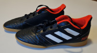 Adidas Predator nogometni čevlji za dvorano dvoranke vel. 37,5