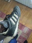 Prodam nogometne teniske z čepi Adidas Mondial