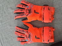Reusch golmanske vratarske rokavice nove