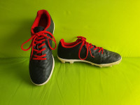 Športne superge za nogomet kopačke Kipsta št. 37 - odlično ohranjene!